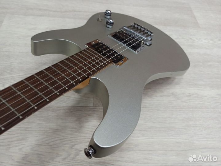 Электрогитара Yamaha