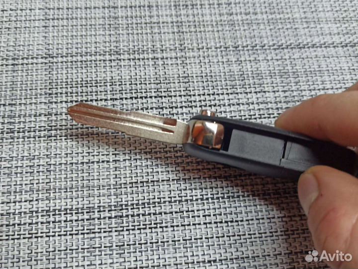 Ключ зажигания Mitsubishi Lancer 10 выкидной