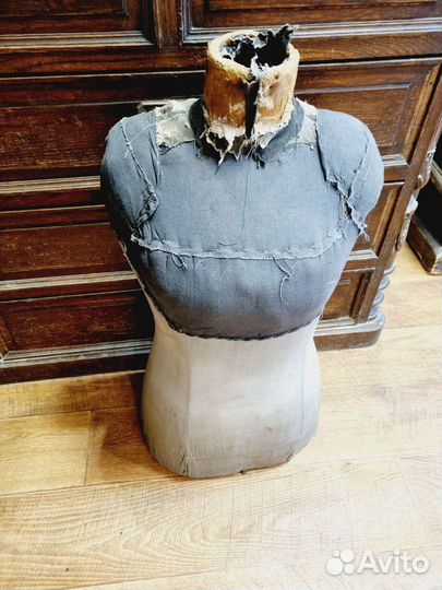 Старинный портняжный женский манекен