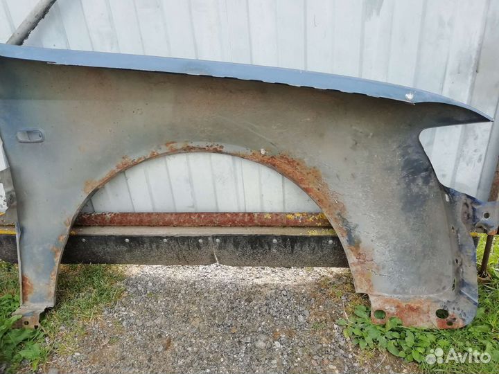 Крылья ауди передние а 4б6