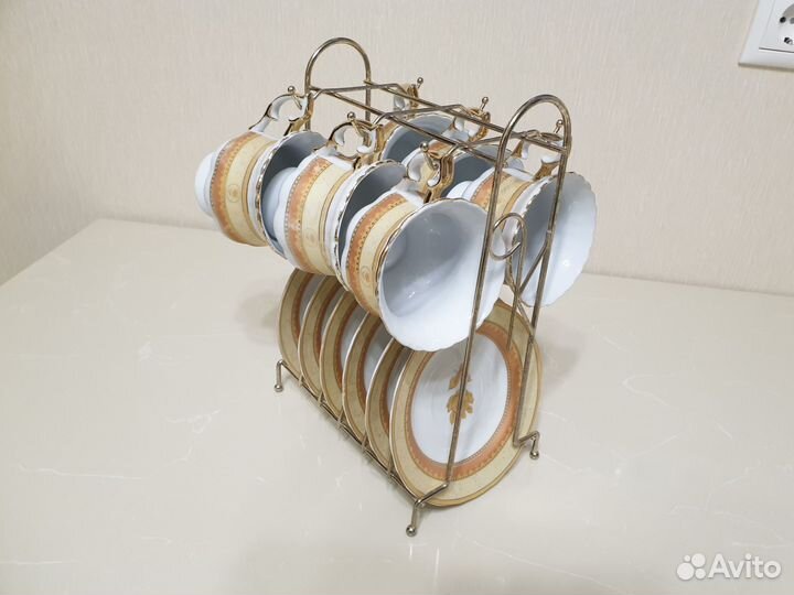 Чайный сервиз на 6 персон