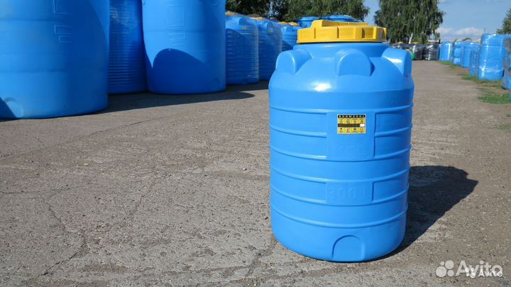 Бак вертикальный для топлива 300 л М03