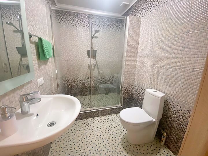 3-к. квартира, 84,6 м², 2/6 эт.