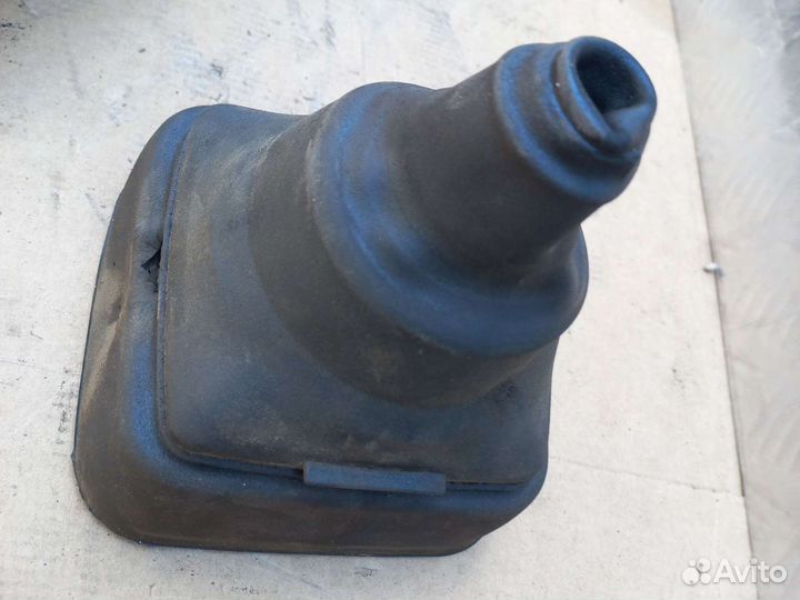 VW T4(91-03) кожух 701711120 ручки передач