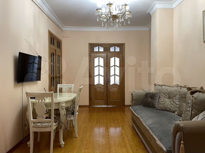 3-к. квартира, 91 м², 1/2 эт.