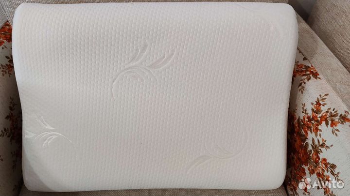 Подушка ортопедическая пенополиуретановая 12/14 см