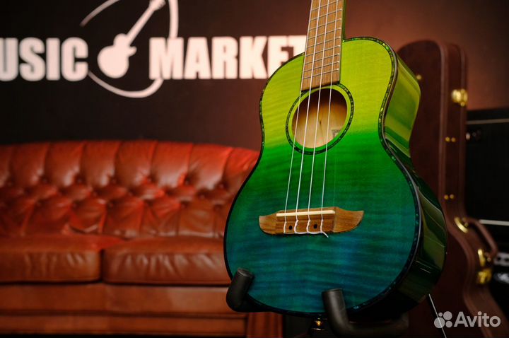 Укулеле тенор Ortega (Комплект)