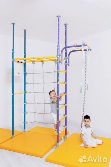 Шведская стенка с рукоходом romana R4