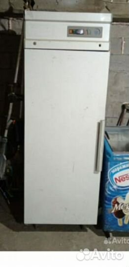 Холодильник ветрина