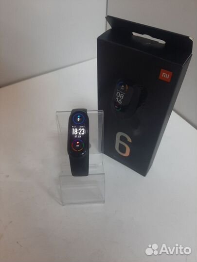 Фитнес-браслеты Xiaomi Mi Smart Band 6