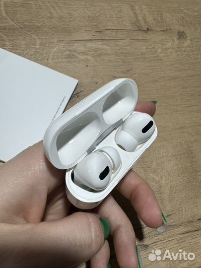 Беспроводные наушники