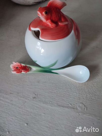 Икорница фарфор