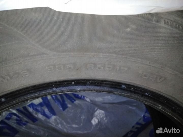 Goodyear EfficientGrip 235/65 R17 104V