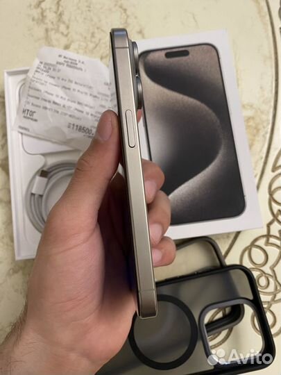 iPhone 15 Pro, 256 ГБ