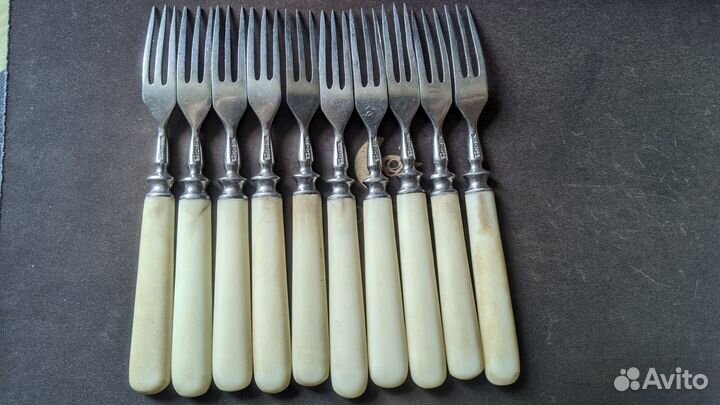 Маленькие десертные вилочки СССР