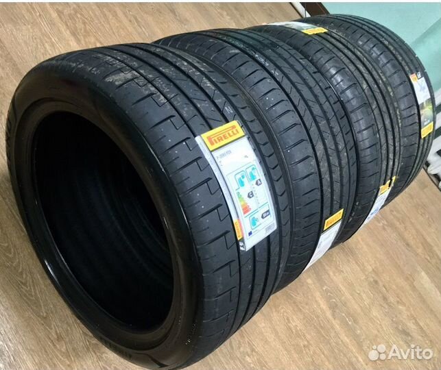 Pirelli P Zero PZ4 L.S. 255/35 R19 и 225/40 R19