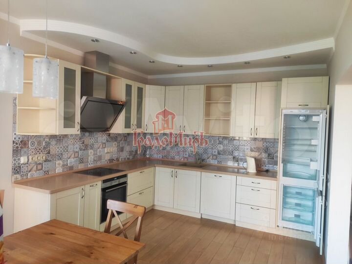 3-к. квартира, 114 м², 5/16 эт.