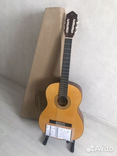 Yamaha C40 новая