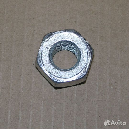 Гайка колеса М20*1,5 (Н22 S38) правая ре (белзан)