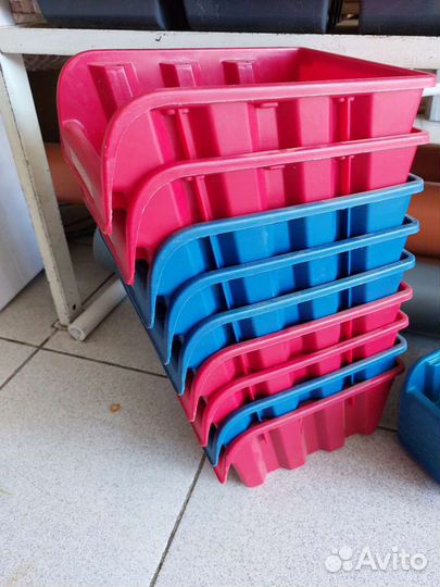 Контейнер складской лоток