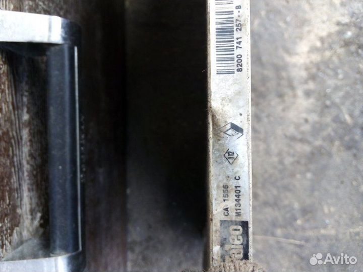 Радиатор кондиционера Renault Duster F4RA400 2012