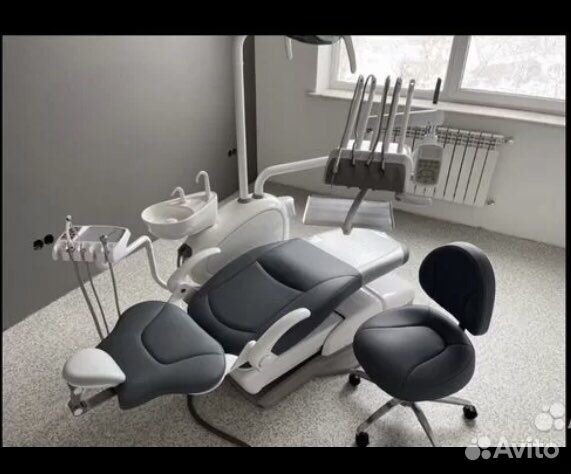 Стоматологическое кресло