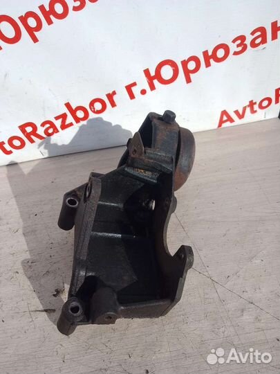 Кронштейн гур Mitsubishi Lancer Cedia 4G93 1.8