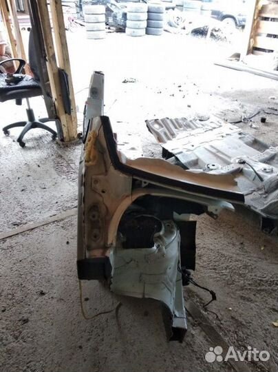 Лонжерон передний правый Toyota Estima GSR50