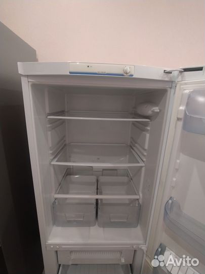 Холодильник indesit б/у