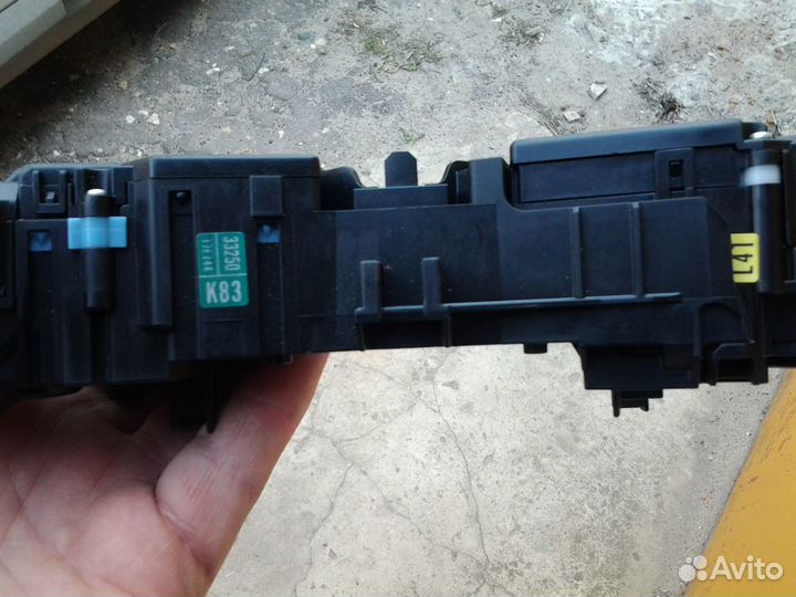 Переключатель под рулевой для тойота рав4