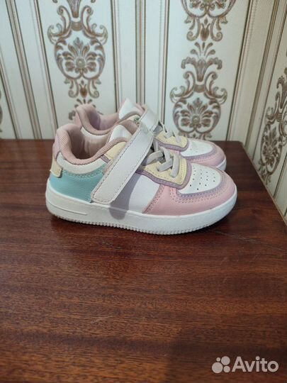 Обувь для девочки