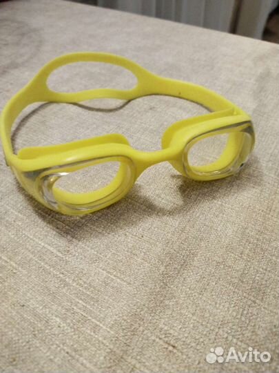 Очки для плавания