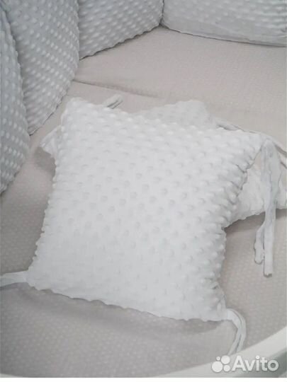 Бортики в кроватку