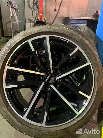 Оригинальные колеса Audi A7 A5 4K8601025