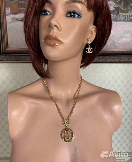 Набор бижутерии колье и серьги