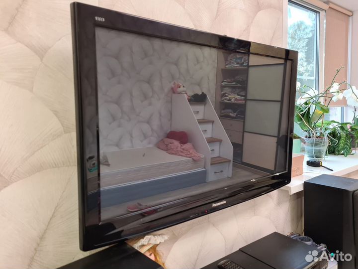 Плазменный телевизор Panasonic Viera TX-PR42U10
