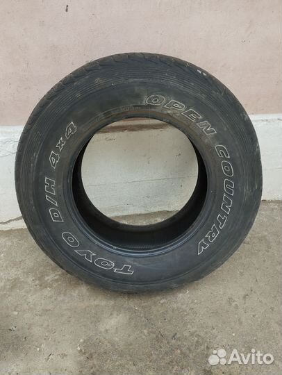Toyo Open Country D/H 285/65 R17