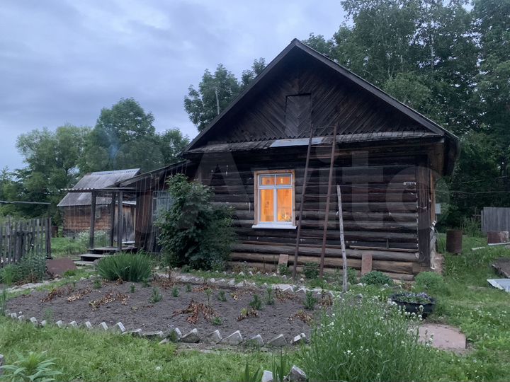 Дом 43 м² на участке 40 сот.