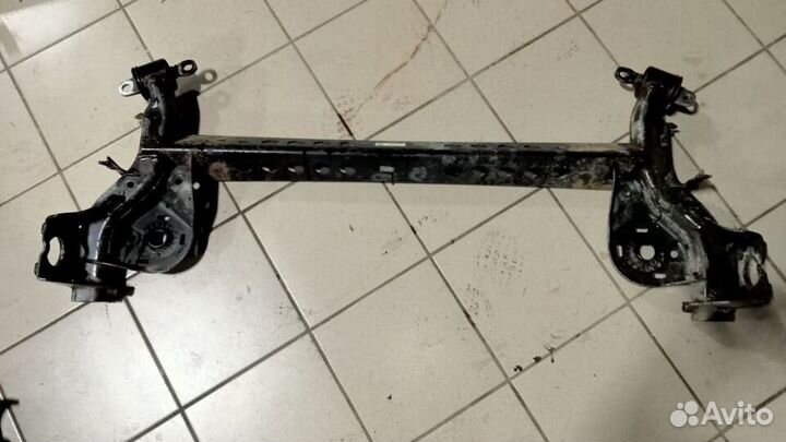 Задняя балка Шевроле Кобальт