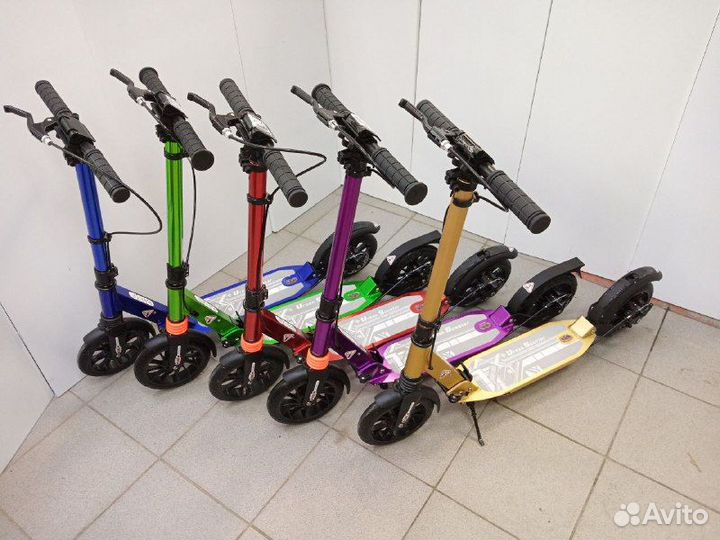 Самокат с дисковым тормозом