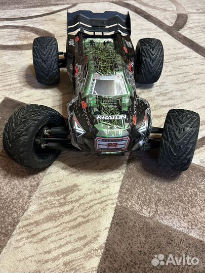 Arrma Kraton power 6s BLX 1/8 RTR