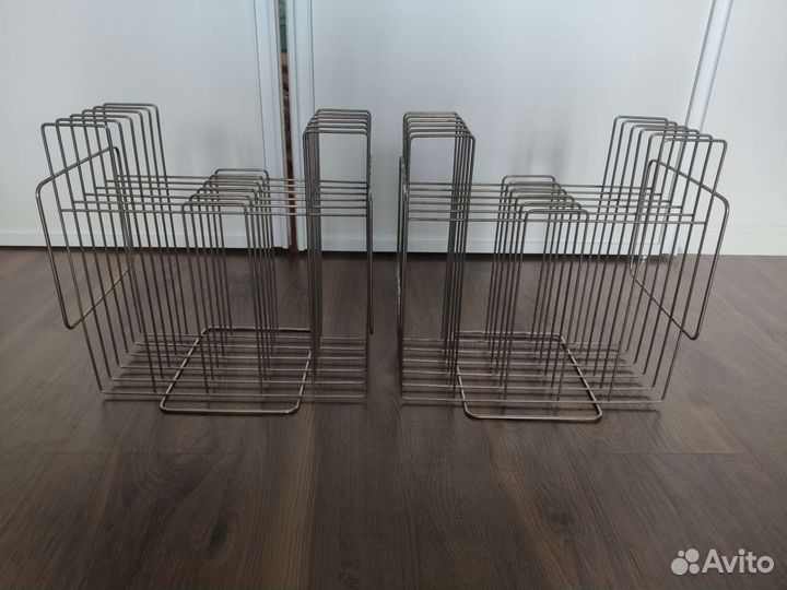 Подставка для виниловых пластинок