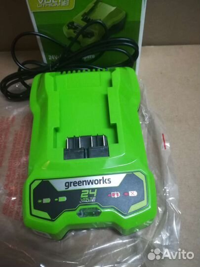 Зарядное устройство Greenworks