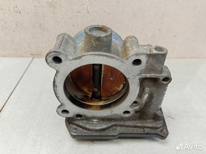 Дроссельная заслонка