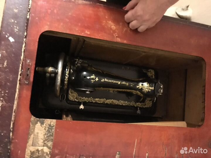 Швейная машина Singer