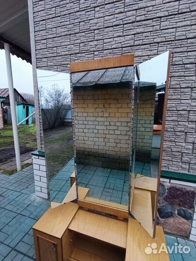 Зеркало напольное