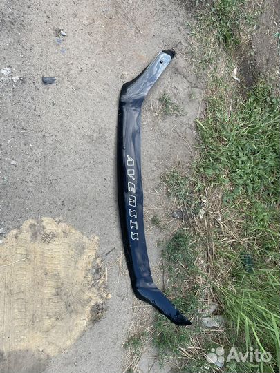 Дефлектор капота Toyota avensis