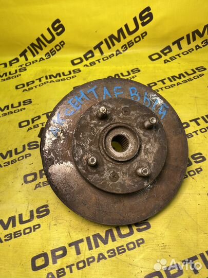 Кулак поворотный передний левый Hyundai Accent