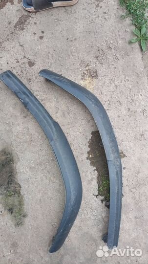 Губа на бампер toyota avensist 250