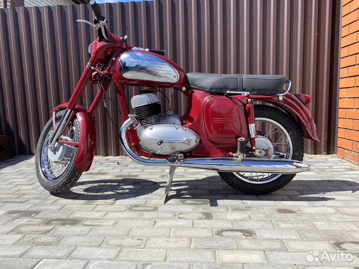 Ява 350 старушка